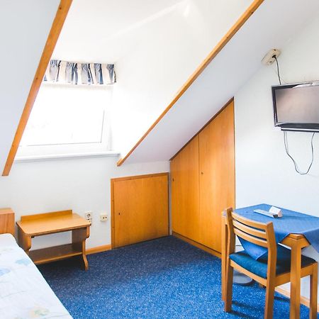 Gästehaus Adler Appenweier Zimmer foto